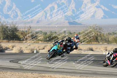 media/Dec-07-2025-CVMA (Sun) [[3e7d2de5dc]]/Race 18-Formula Twins-Formula 40 UL/